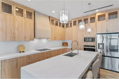 653 107th Ave N, Naples, FL 34108 - Photo 9