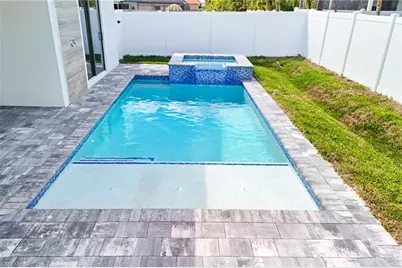 653 107th Ave N, Naples, FL 34108 - Photo 5