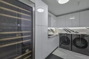 8787 Bay Colony Dr, Naples, FL 34108 - Photo 31