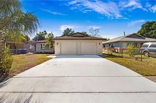 3148 Apache St, Fort Myers, FL 33916 - Photo 5