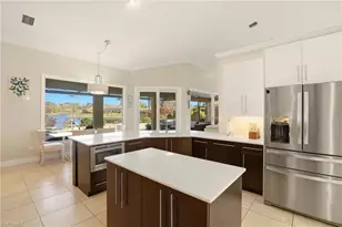 11180 Phoenix Way, Naples, FL 34119 - Photo 9