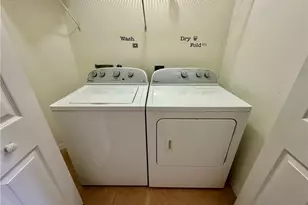 996 Hampton Cir, Naples, FL 34105 - Photo 19