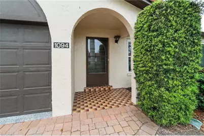 1094 Forest Lakes Dr, Naples, FL 34105 - Photo 5