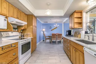 737 Mooring Line Dr, Naples, FL 34102 - Photo 5