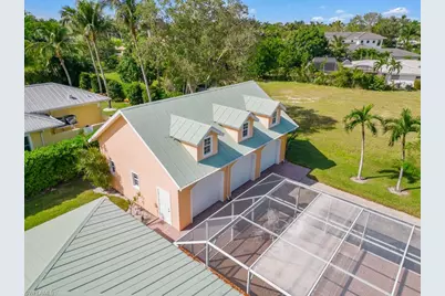 737 Mooring Line Dr, Naples, FL 34102 - Photo 23