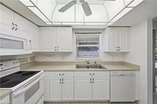 826 SE 5th Ct, Cape Coral, FL 33990 - Photo 9