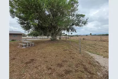 8201 Dosonte Ln, North Fort Myers, FL 33917 - Photo 19