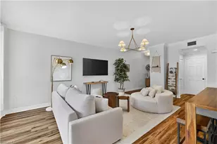 450 Bayfront Pl, Naples, FL 34102 - Photo 11