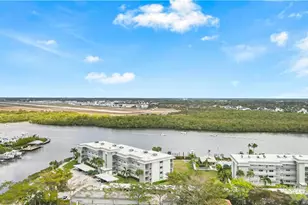 450 Bayfront Pl, Naples, FL 34102 - Photo 27