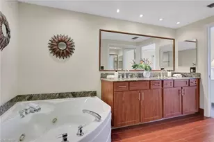 13105 Vanderbilt Dr, Naples, FL 34110 - Photo 15