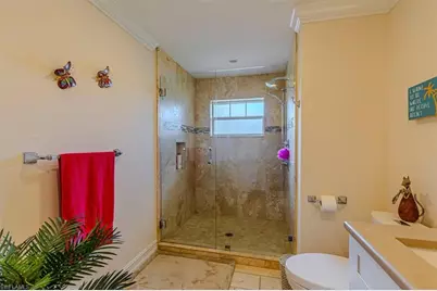 219 Cypress Way W, Naples, FL 34110 - Photo 23