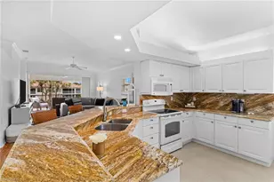 6808 Satinleaf Rd S, Naples, FL 34109 - Photo 7