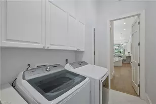 109 Greenfield Ct, Naples, FL 34110 - Photo 29