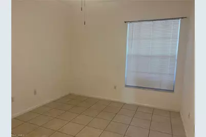 3841 Schoolhouse Rd E #7, Fort Myers, FL 33916 - Photo 9