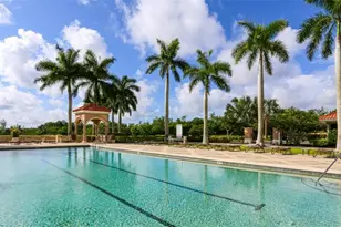 1060 Borghese Ln, Naples, FL 34114 - Photo 17