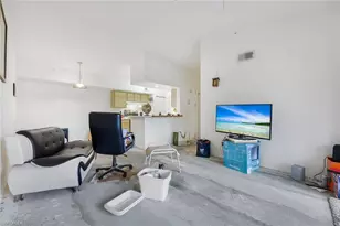 4645 St Croix Ln, Naples, FL 34109 - Photo 15