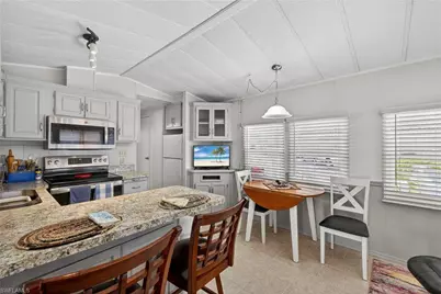 15 Limetree Park Dr, Bonita Springs, FL 34135 - Photo 3