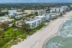 2011 Gulf Shore Blvd N, Naples, FL 34102 - Photo 3