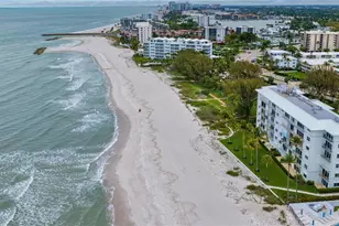 2011 Gulf Shore Blvd N, Naples, FL 34102 - Photo 5