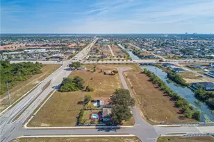 1518 Kismet Pkwy E, Cape Coral, FL 33909 - Photo 9