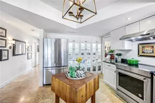 87 Burning Tree Dr, Naples, FL 34105 - Photo 9