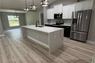 6 NW 13th Pl, Cape Coral, FL 33993 - Photo 3