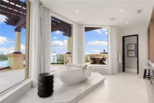 81 Seagate Dr, Naples, FL 34103 - Photo 11