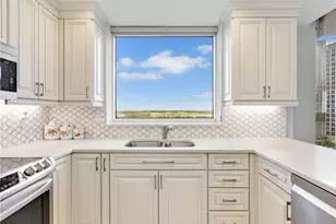 1001 Arbor Lake Dr, Naples, FL 34110 - Photo 9