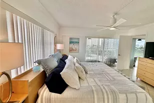 1 Bluebill Ave, Naples, FL 34108 - Photo 17