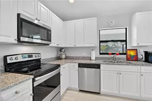 2223 SW 4th Ct, Cape Coral, FL 33991 - Photo 13