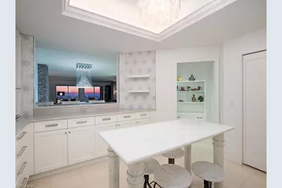 9811 Gulf Shore Dr #101, Naples, FL 34108 - Photo 7