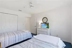 2385 Harmony Ln, Naples, FL 34109 - Photo 17