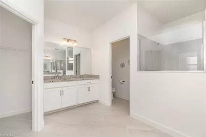 11127 Canopy Loop, Fort Myers, FL 33913 - Photo 9