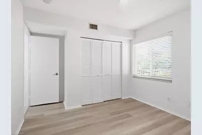 1001 Foxfire Ln #204, Naples, FL 34104 - Photo 15