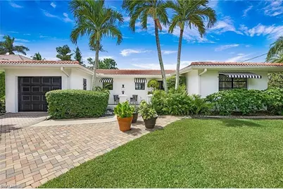 1600 Curlew Ave, Naples, FL 34102 - Photo 1