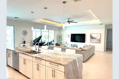 2918 SE 10th Pl, Cape Coral, FL 33904 - Photo 7