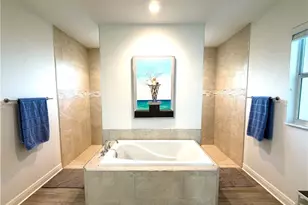 2918 SE 10th Pl, Cape Coral, FL 33904 - Photo 15