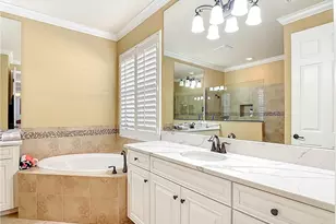 9250 Veneto Pl, Naples, FL 34113 - Photo 37