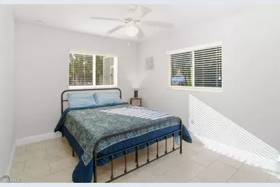 32 NE 9th Ave, Cape Coral, FL 33909 - Photo 27