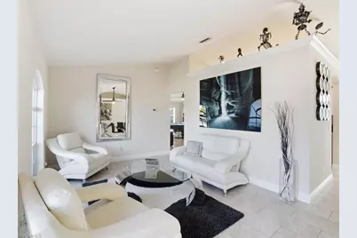 32 NE 9th Ave, Cape Coral, FL 33909 - Photo 5