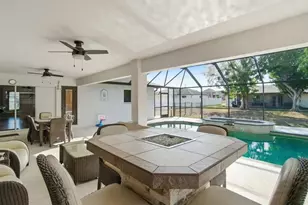 32 NE 9th Ave, Cape Coral, FL 33909 - Photo 33