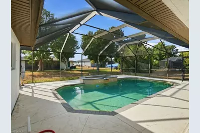 32 NE 9th Ave, Cape Coral, FL 33909 - Photo 39