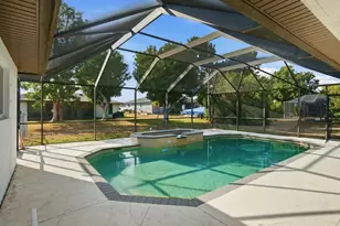 32 NE 9th Ave, Cape Coral, FL 33909 - Photo 39