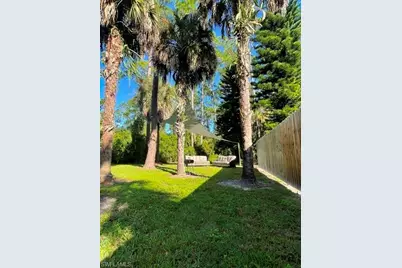 4921 Teak Wood Dr, Naples, FL 34119 - Photo 15