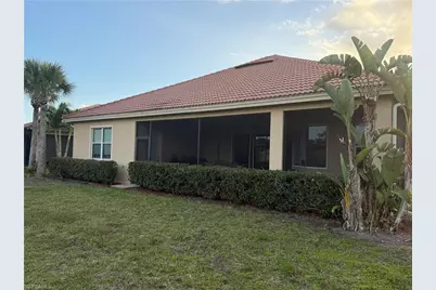 8066 Princeton Dr, Naples, FL 34104 - Photo 3
