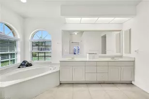 17 SE 15th Ave, Cape Coral, FL 33990 - Photo 13