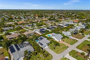 133 Wickliffe Dr, Naples, FL 34110 - Photo 39