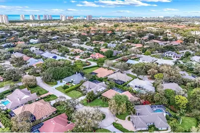 811 Pitch Apple Ln, Naples, FL 34108 - Photo 41