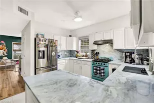 534 Leawood Cir, Naples, FL 34104 - Photo 7