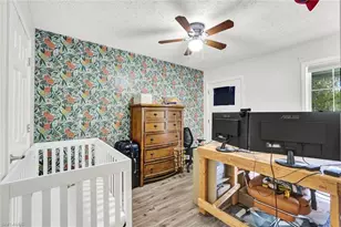 534 Leawood Cir, Naples, FL 34104 - Photo 15